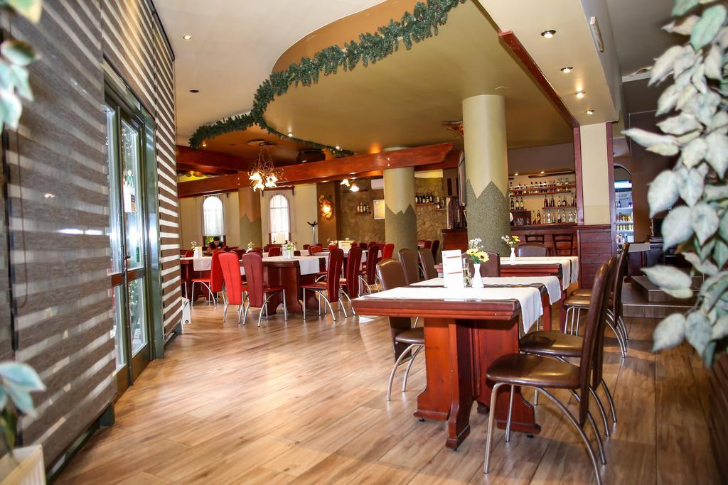Hotel Silva วาตราดอร์เนย์ ภายนอก รูปภาพ