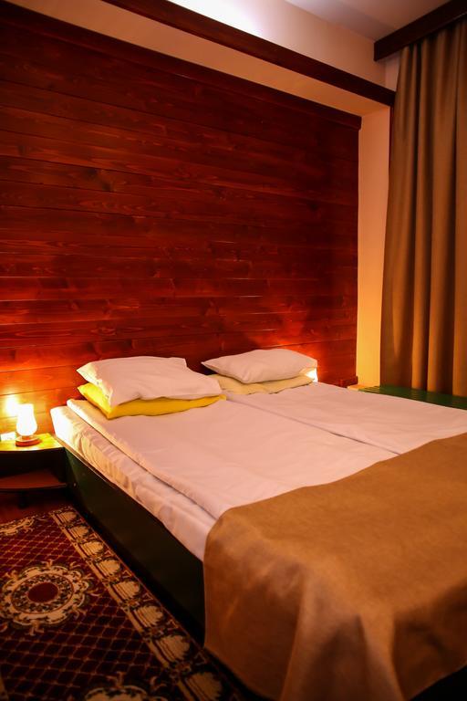 Hotel Silva วาตราดอร์เนย์ ภายนอก รูปภาพ